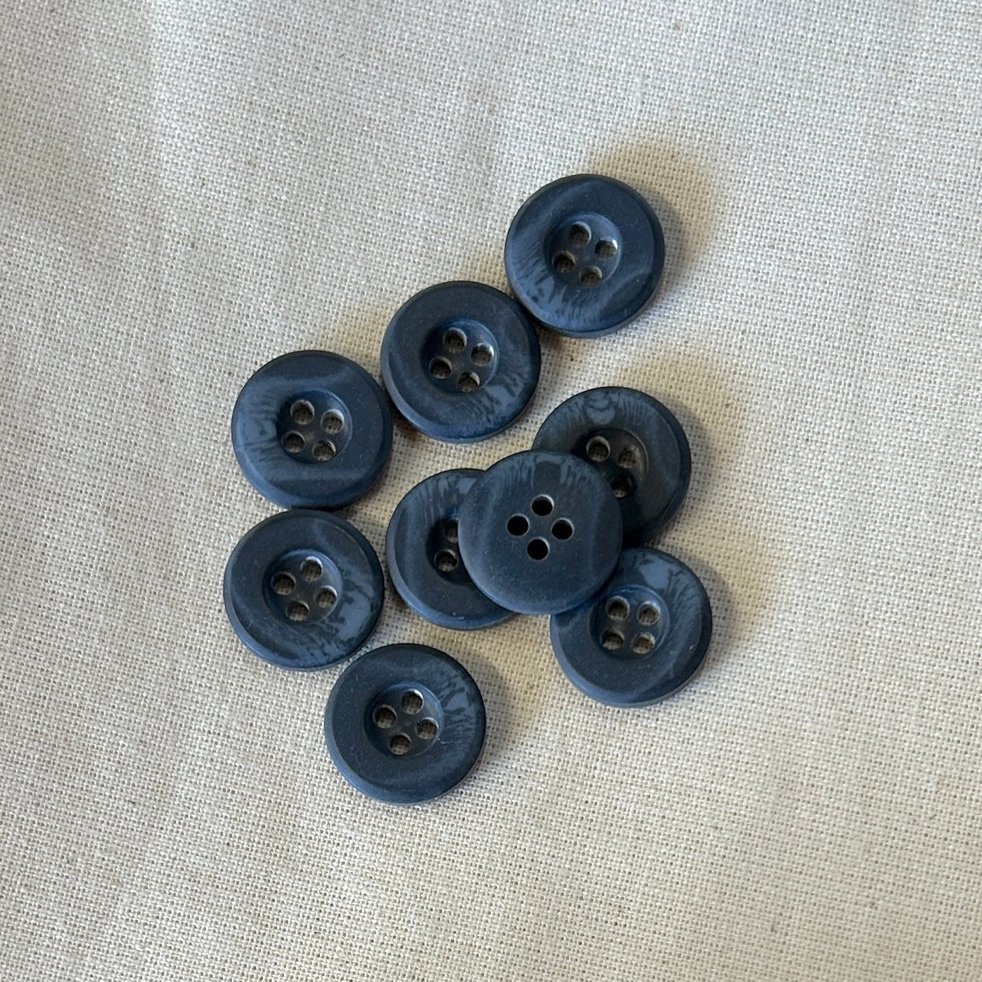 MOLLIES New Zealand / SULLIVANS Button 4-Hole Grey 14mm