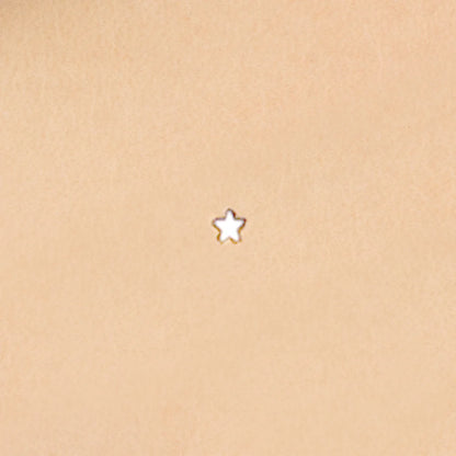 MOLLIES New Zealand / IVAN Hole Punch Star 3mm (1 8")