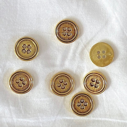 MOLLIES New Zealand / SULLIVANS Button 4-Hole Gold